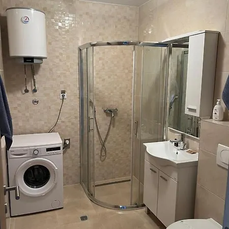 Apartment Ljalja